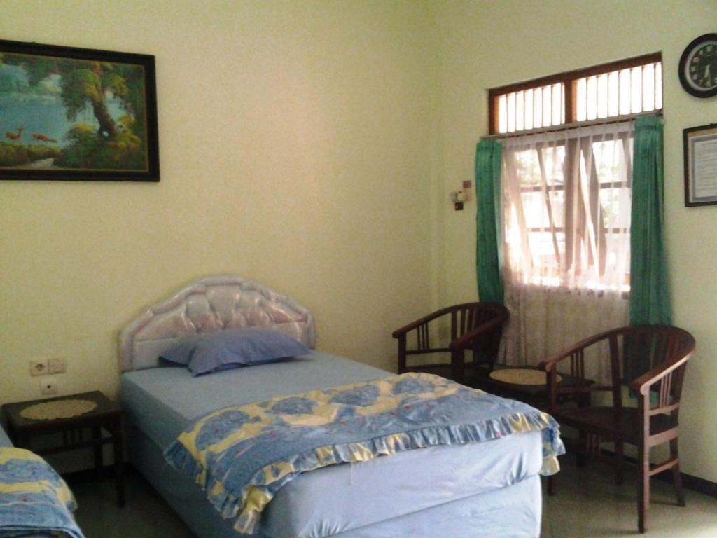 Hotel Wisma Djaja Syariah Bojonegoro Pokój zdjęcie