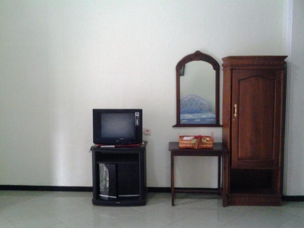 Hotel Wisma Djaja Syariah Bojonegoro Pokój zdjęcie