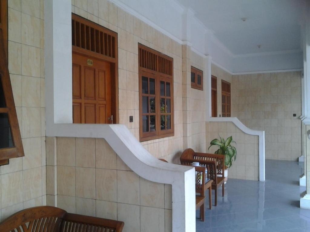 Hotel Wisma Djaja Syariah Bojonegoro Pokój zdjęcie