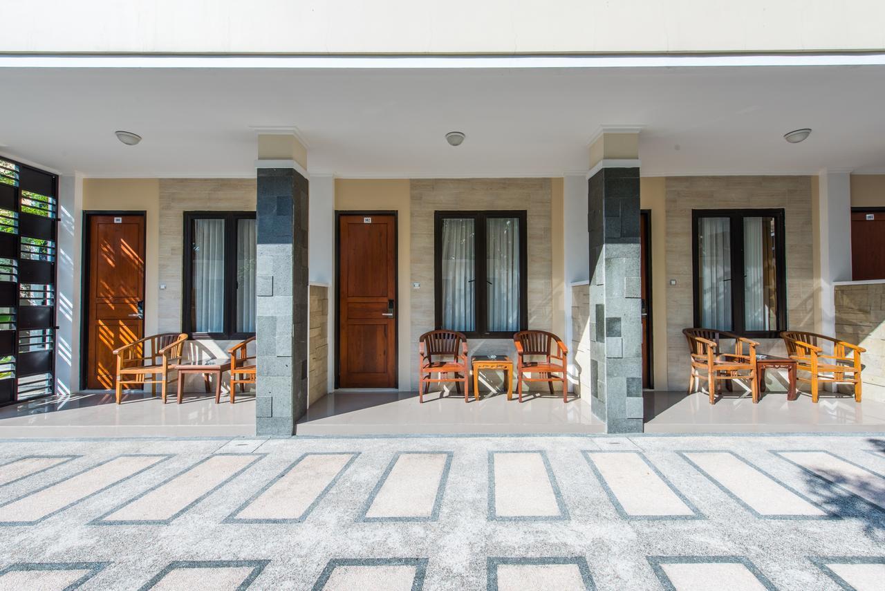 Hotel Wisma Djaja Syariah Bojonegoro Zewnętrze zdjęcie