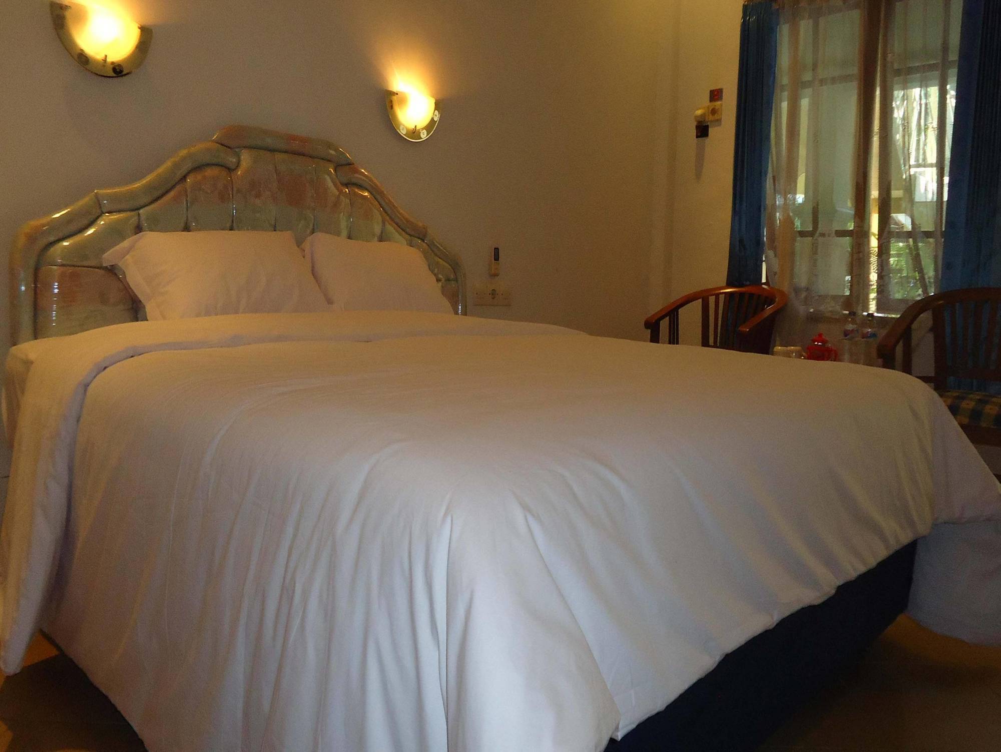 Hotel Wisma Djaja Syariah Bojonegoro Zewnętrze zdjęcie